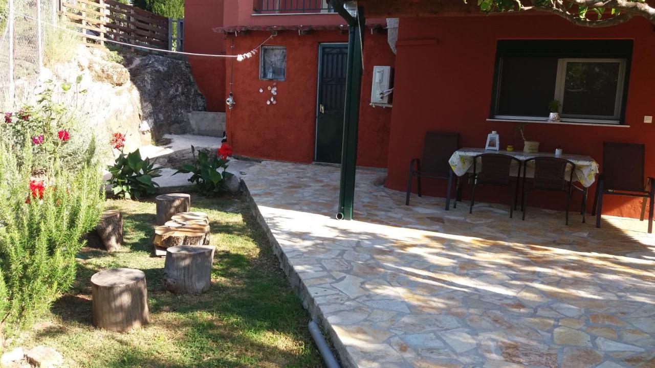 Village Life Studio Kanakádes Buitenkant foto